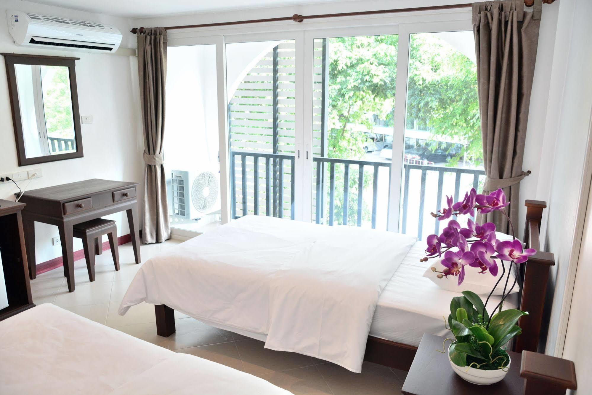 ซีดลิ่ง เฮาส์ Hotel Pattaya ภายนอก รูปภาพ
